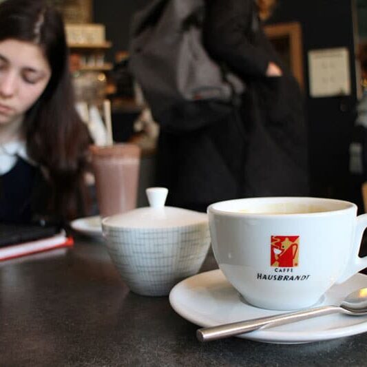 coffee shop effect with Vilja